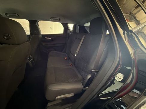 Used 2022 Chevrolet Blazer LT image 23