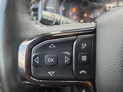Used 2025 RAM 1500 Limited AWD/4WD image 12