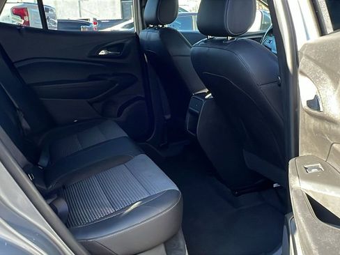 Used 2024 Chevrolet Trax LT image 15