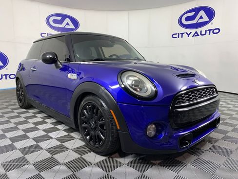Used 2019 MINI Cooper S w/ Premium Package FWD image 1