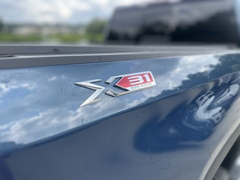 Used 2024 GMC Sierra 1500 SLT w/ SLT Premium Plus Package AWD/4WD image 10