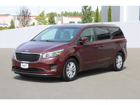 Used 2017 Kia Sedona LX w/ LX Essentials Premium Package FWD image 1