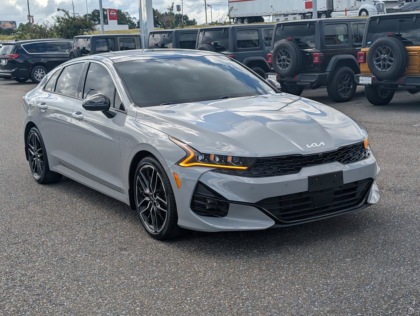 Used 2023 Kia K5 GT w/ GT1 Package FWD image 4