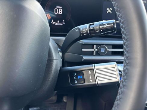 Certified 2025 Hyundai Santa Fe SEL image 29