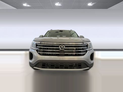 New 2026 Volkswagen Atlas SE FWD image 6