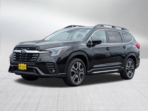 Certified 2025 Subaru Ascent Limited w/ Popular Package #2 AWD/4WD image 3