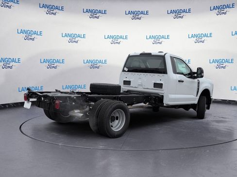 New 2026 Ford F350 XL w/ XL Chrome Package image 4