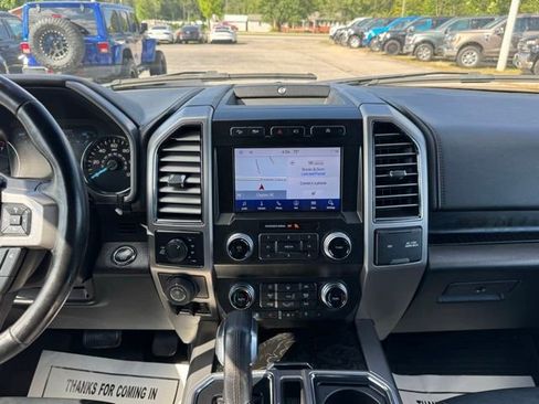 Used 2019 Ford F150 Platinum w/ Equipment Group 701A Luxury AWD/4WD image 19