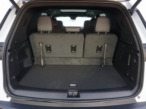 New 2026 Chevrolet Traverse LT w/ Sun and Wheel Package image 30