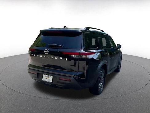 Used 2025 Nissan Pathfinder SV image 15