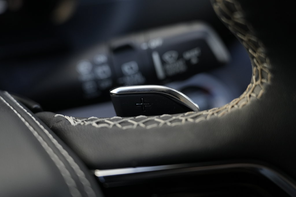 Used 2023 Jeep Grand Cherokee Overland AWD/4WD image 52