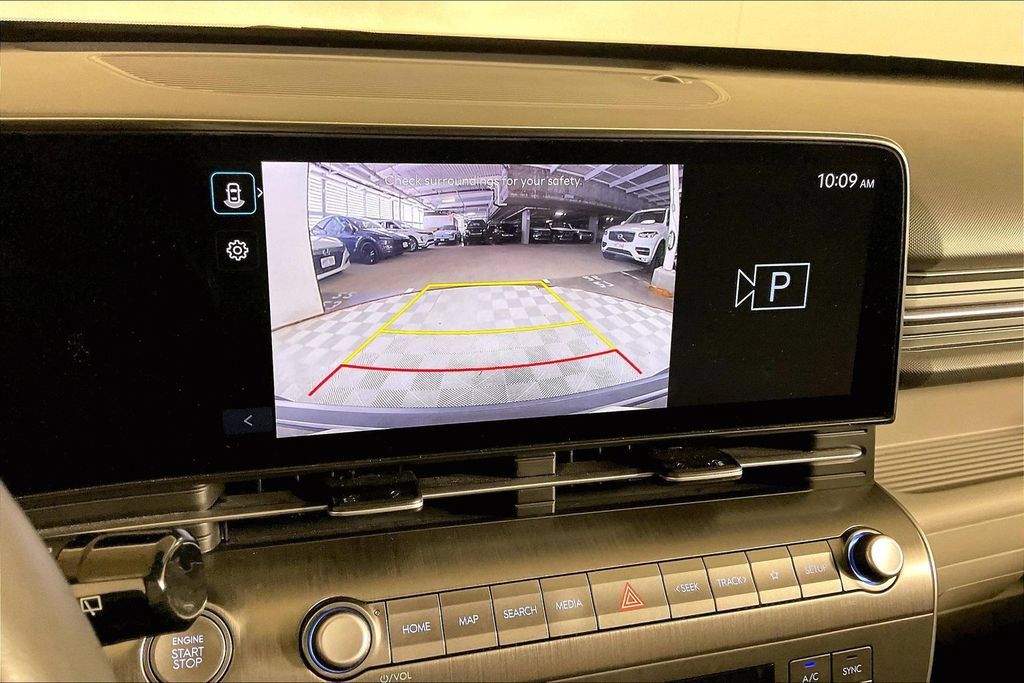 Used 2024 Hyundai Kona SEL FWD image 21