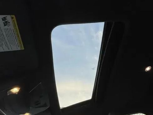 Used 2017 Ford Focus ST w/ Equipment Group 402A image 13