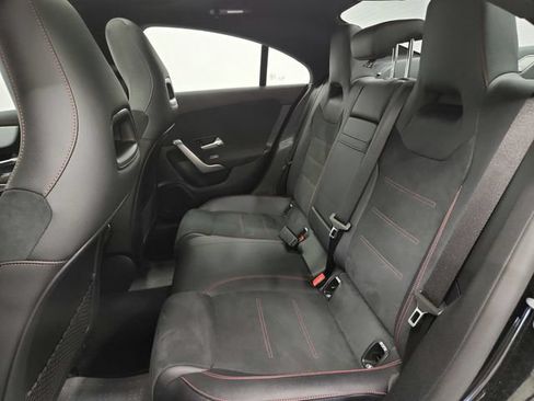 Used 2023 Mercedes-Benz CLA 250 image 22
