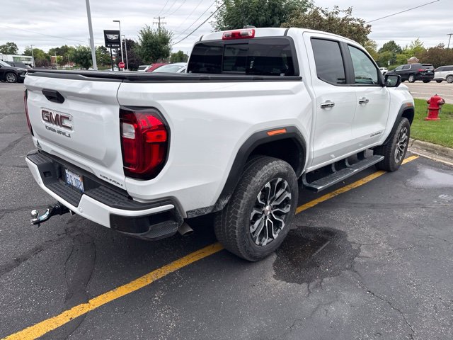 Used 2023 GMC Canyon Denali AWD/4WD image 2