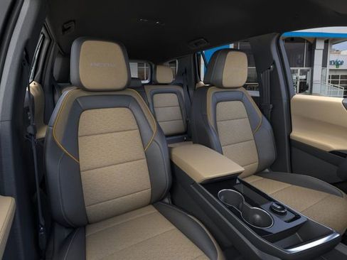 New 2026 Chevrolet Equinox ACTIV w/ Convenience Package III image 17