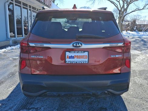 Used 2021 Kia Seltos SX image 5