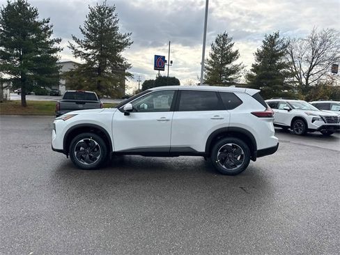 New 2026 Nissan Rogue SV image 7