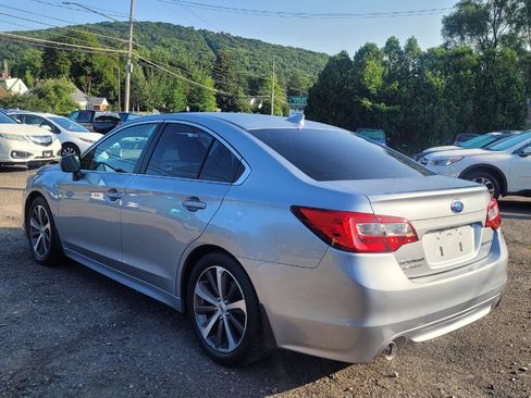 Used 2016 Subaru Legacy 2.5i Limited AWD/4WD image 6