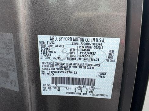 Used 2004 Ford F150 XLT AWD/4WD image 24