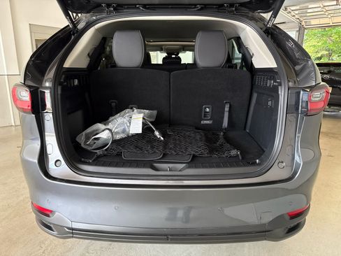 Certified 2026 MAZDA CX-90 Plug-In Hybrid w/ Preferred AWD/4WD image 23