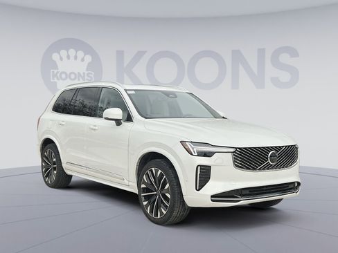 New 2026 Volvo XC90 B6 Plus w/ Protection Package Premier image 10