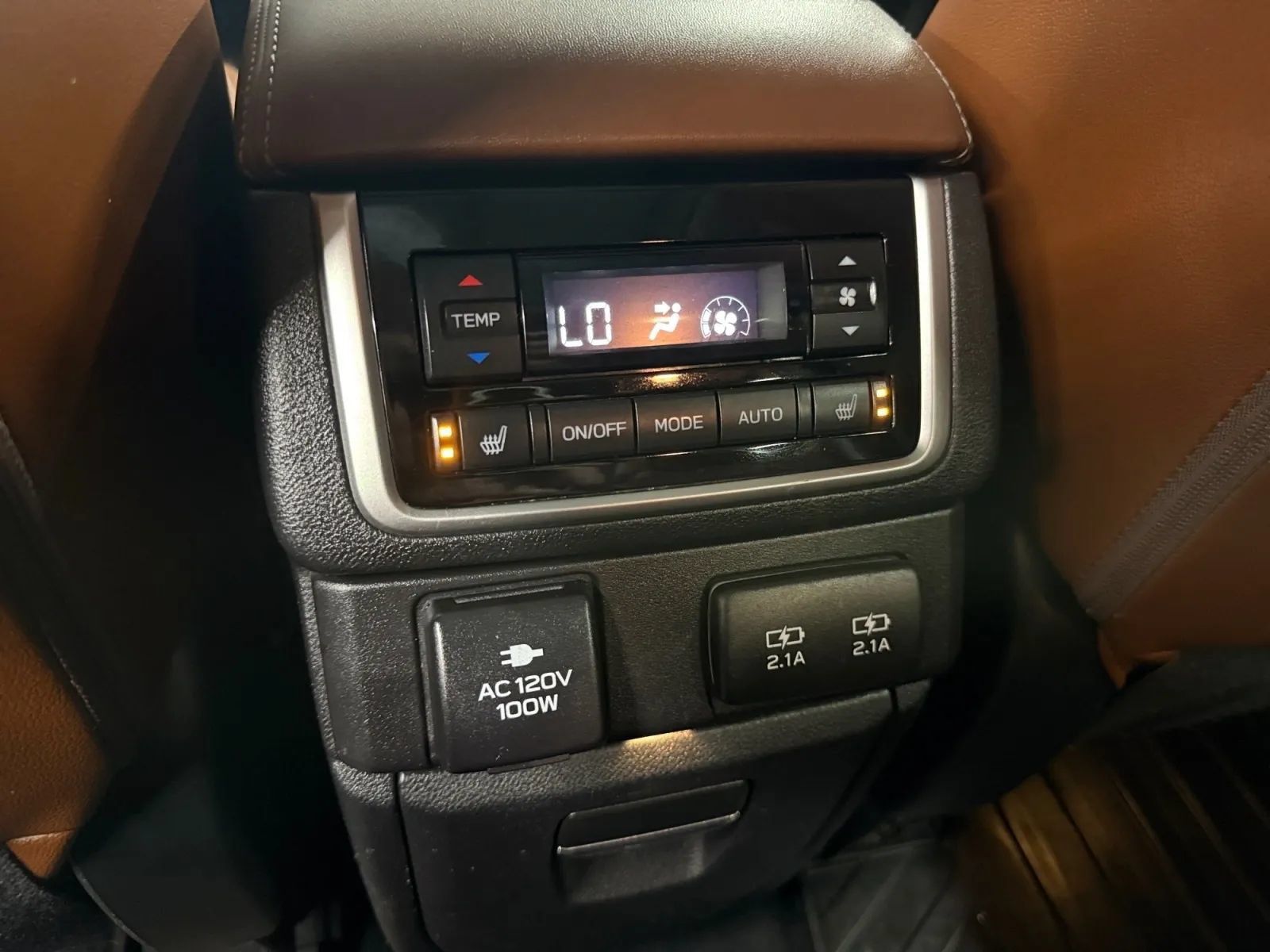 Used 2019 Subaru Ascent Touring AWD/4WD image 30