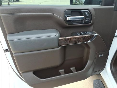 Used 2020 GMC Sierra 3500 Denali w/ Denali Ultimate Package image 16