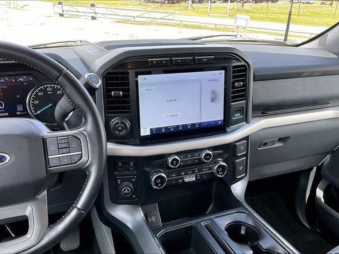 Used 2021 Ford F150 XLT w/ Equipment Group 302A High image 9