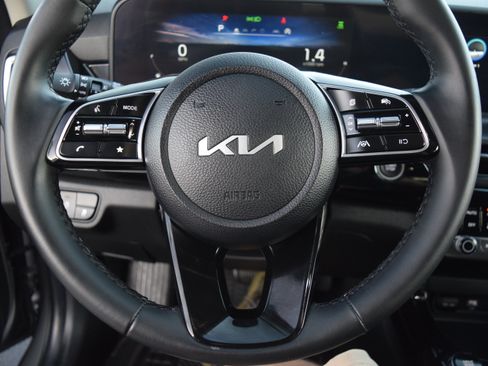 Used 2024 Kia Seltos S AWD/4WD image 10