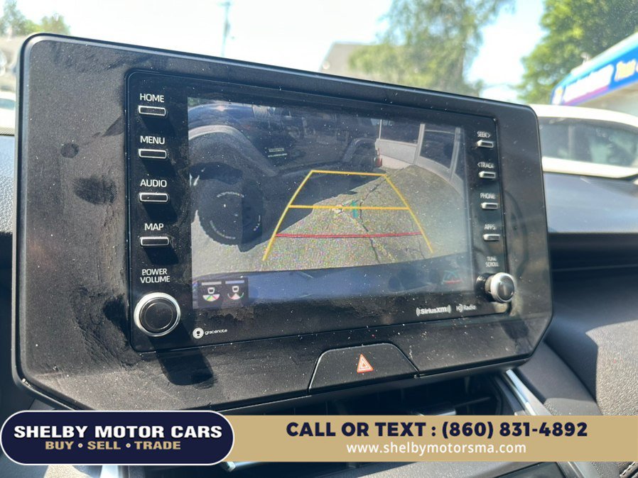 Used 2022 Toyota Venza LE AWD/4WD image 15