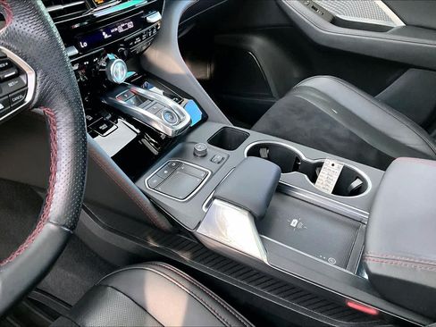 Used 2022 Acura MDX A-Spec AWD/4WD image 17