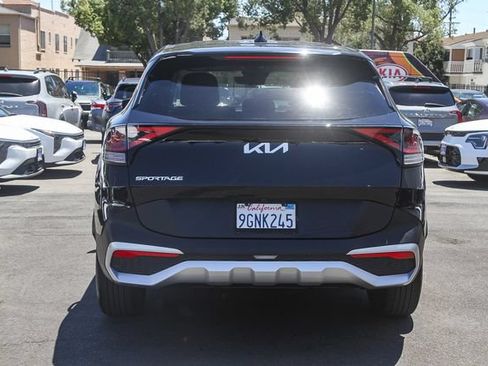 Used 2023 Kia Sportage EX FWD image 9