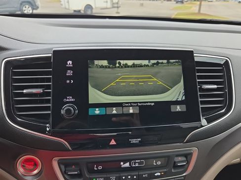 Used 2021 Honda Pilot EX image 26