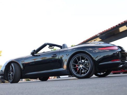 Used 2014 Porsche 911 Carrera S RWD image 18