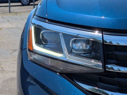 Used 2021 Volkswagen Atlas SE FWD image 11