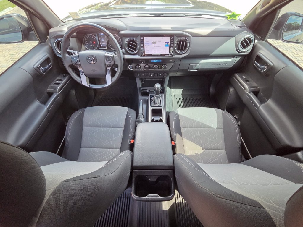 Used 2023 Toyota Tacoma TRD Sport w/ Advanced Technology Package AWD/4WD image 4
