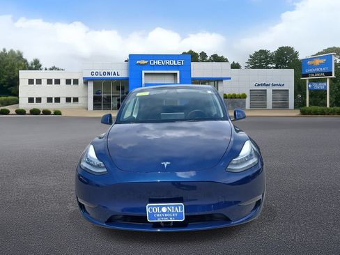 Used 2023 Tesla Model Y AWD image 23