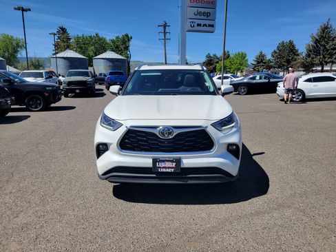 Used 2020 Toyota Highlander Limited AWD/4WD image 15