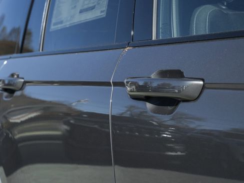 New 2025 Jeep Grand Cherokee Laredo X image 16