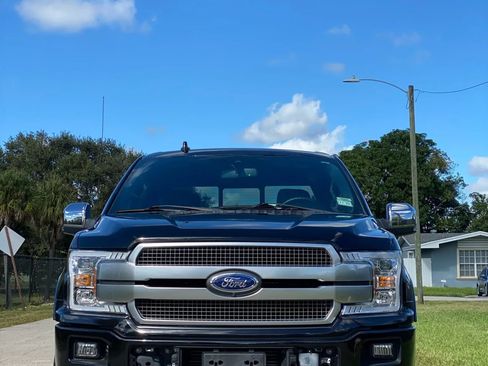 Used 2019 Ford F150 Platinum w/ Equipment Group 701A Luxury AWD/4WD image 7