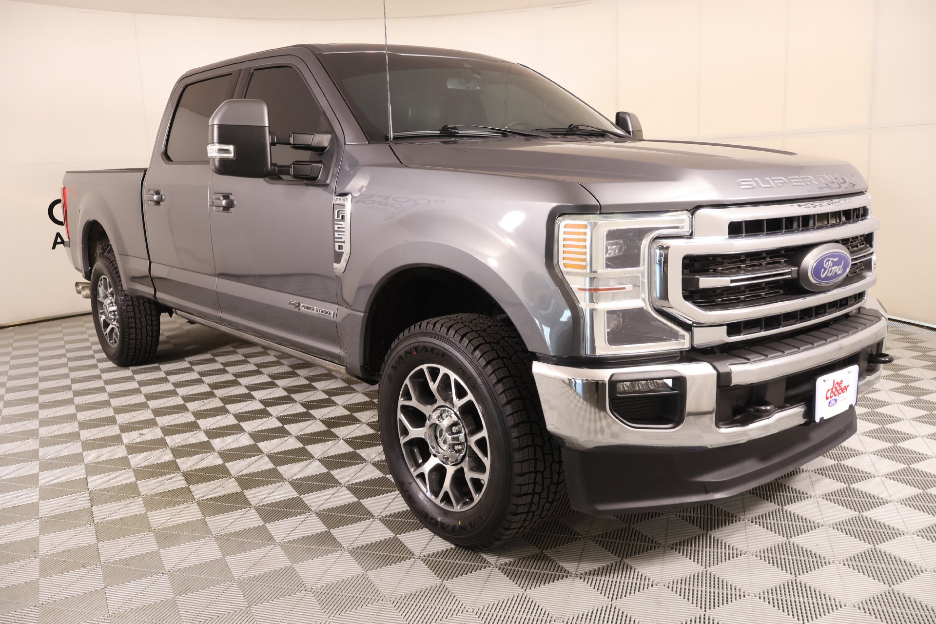 Used 2022 Ford F250 Lariat w/ Lariat Ultimate Package AWD/4WD image 1