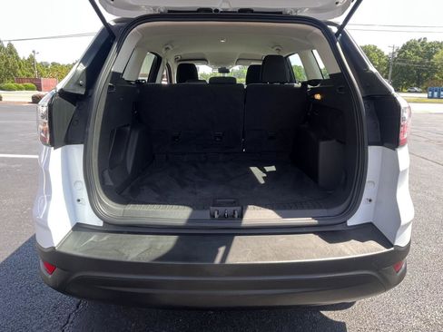 Used 2017 Ford Escape S FWD image 27