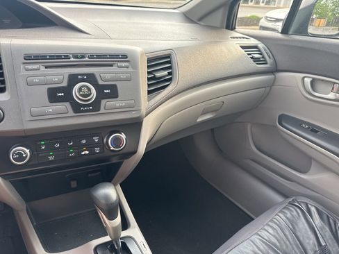 Used 2012 Honda Civic LX image 15
