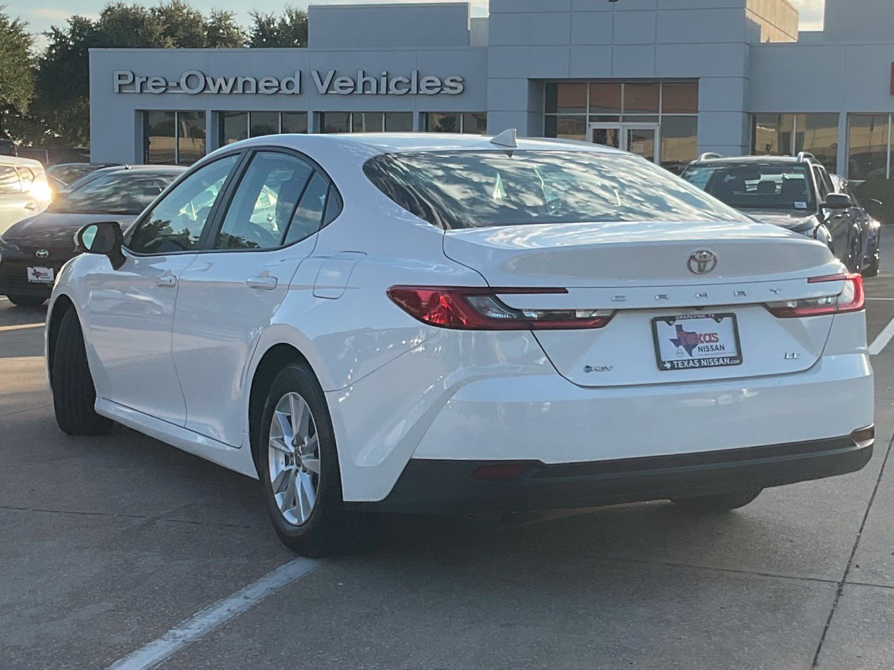 Used 2025 Toyota Camry LE FWD image 6