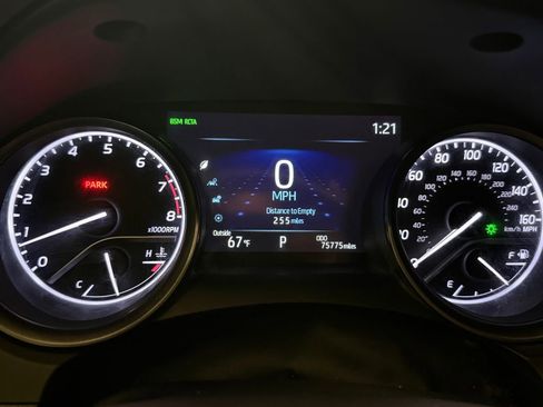 Used 2021 Toyota Camry SE w/ Convenience Package AWD/4WD image 10