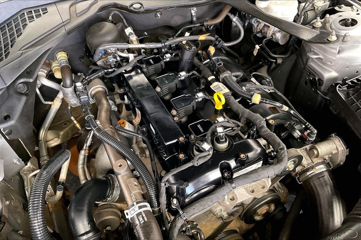 Used 2022 Ford Mustang Premium RWD image 32