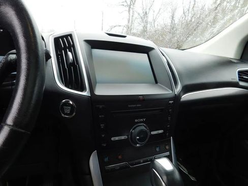 Used 2015 Ford Edge Titanium w/ Equipment Group 301A image 19