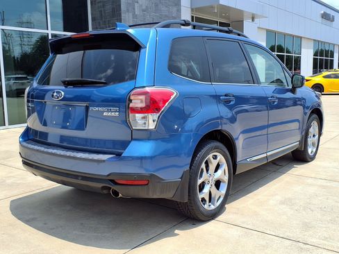 Used 2017 Subaru Forester 2.5i Touring AWD/4WD image 26