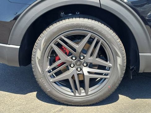 New 2026 Ford Explorer ST-Line w/ ST-Line Street Pack RWD image 5